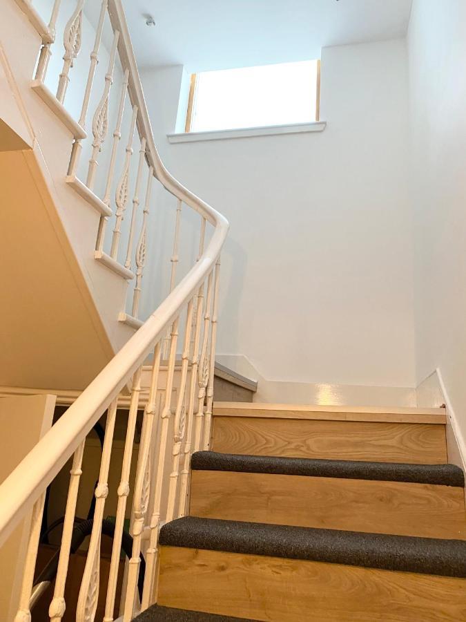 Waterloo Townhouse Инвернес Екстериор снимка